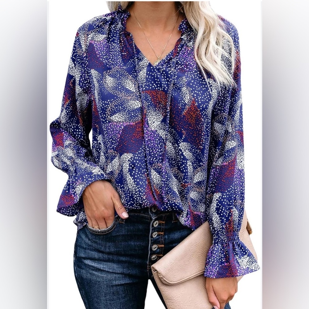 Collective Concepts Boho-Style Loose Blouse V-Neckline Tie Neck Detail Small